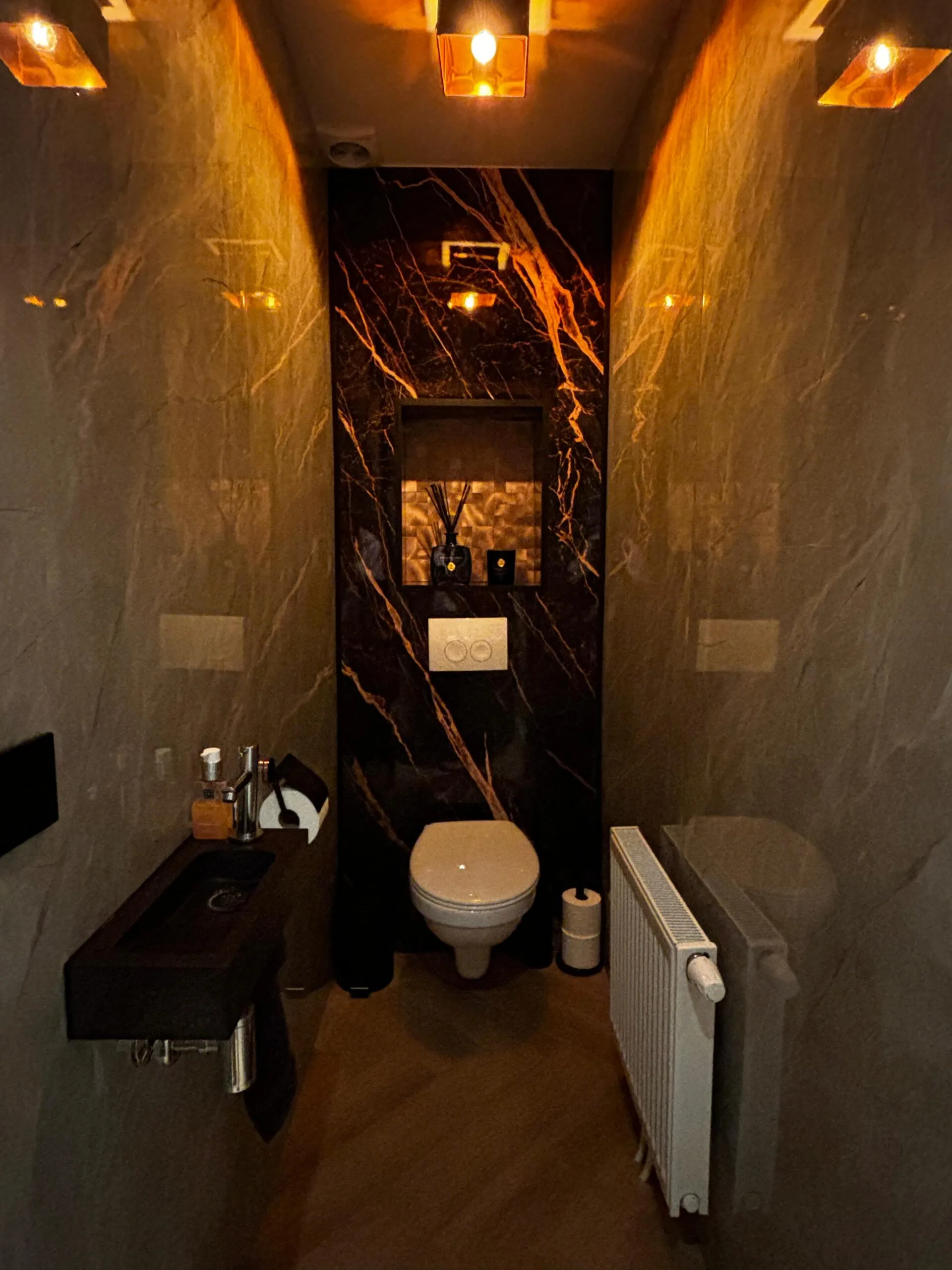 Marmer plaat - Noir Rosé - Waterbestendig wandpaneel PVC - 280x122cm - Afbeelding 5